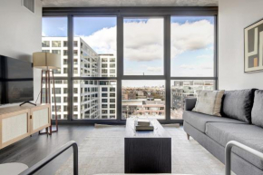 W Loop 1BR w Gym Pool Lounge 2 blocks from L CHI-485